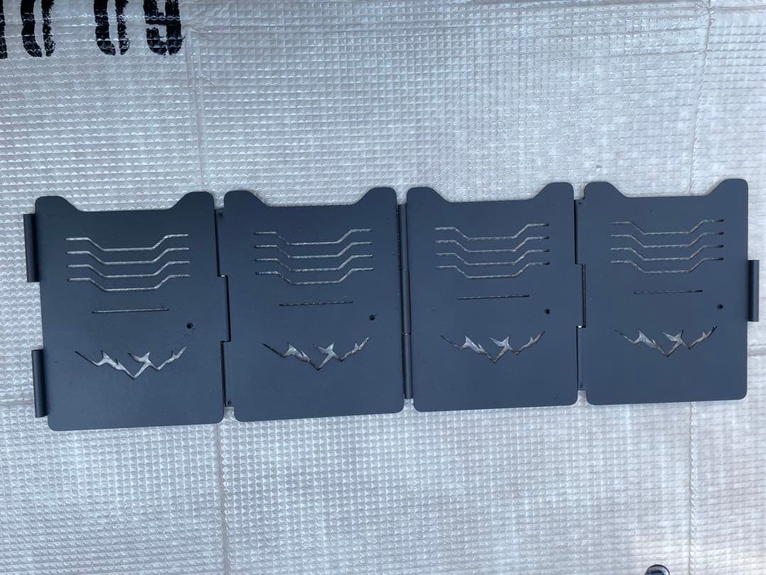 スームルームアーチ型焚き火台 サンゾー工務店ロダン型