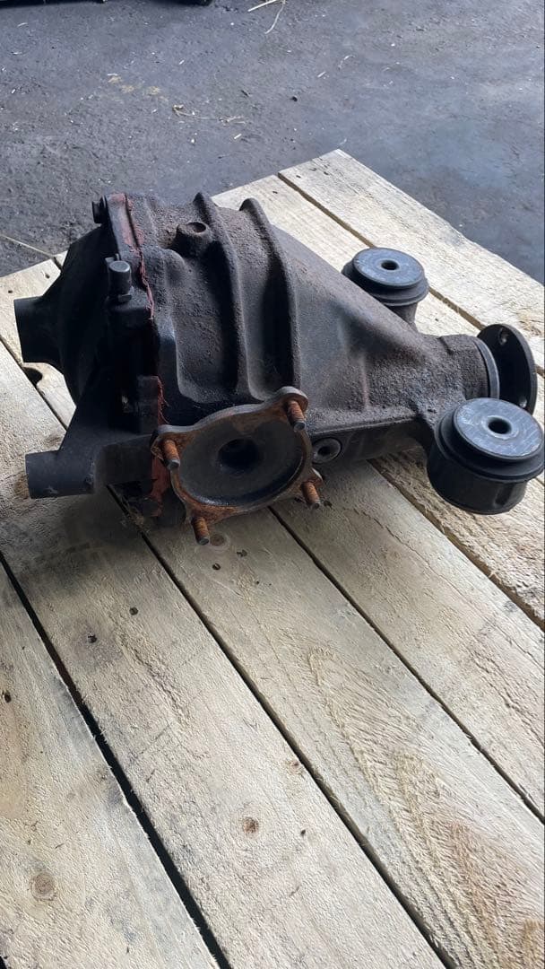 アルテッツァ GXE10 トルセン リア デフ ファイナル4.1 純正品