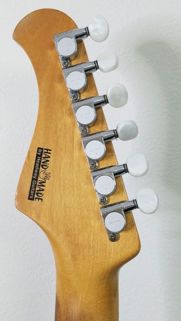 Bacchus SURF HANDMADE ジャガーシェイプ エレキギター