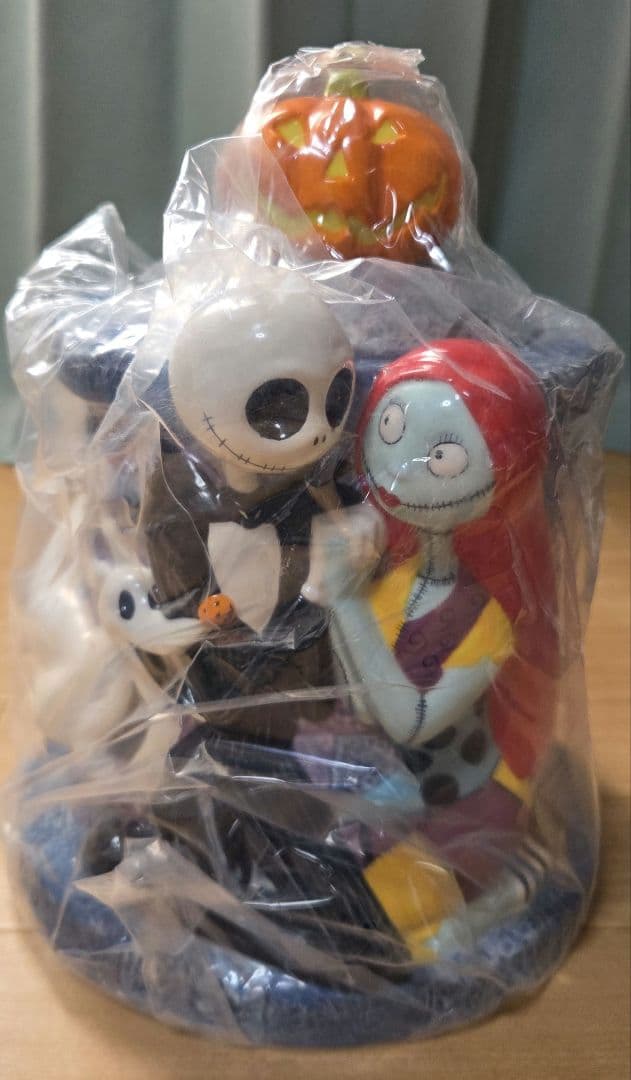 20年もの未使用　ナイトメアビフォアクリスマス　ジャックとサリーのクッキージャー