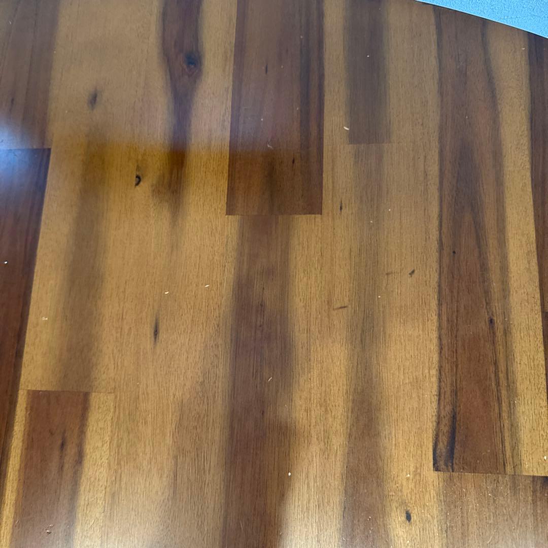 スウェラ　ダイニングテーブル