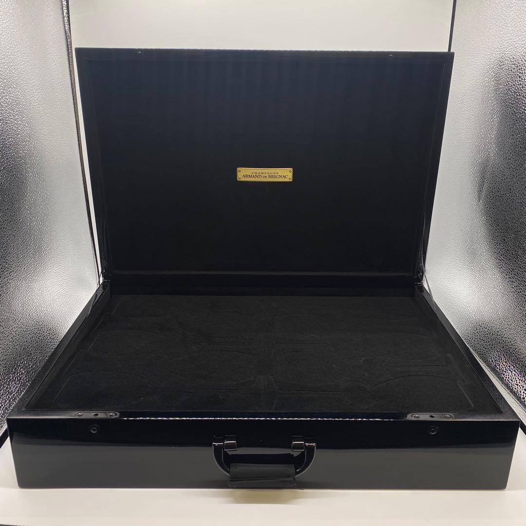 非売品】アルマンド シャンパングラス アタッシュケース ※ケースのみ