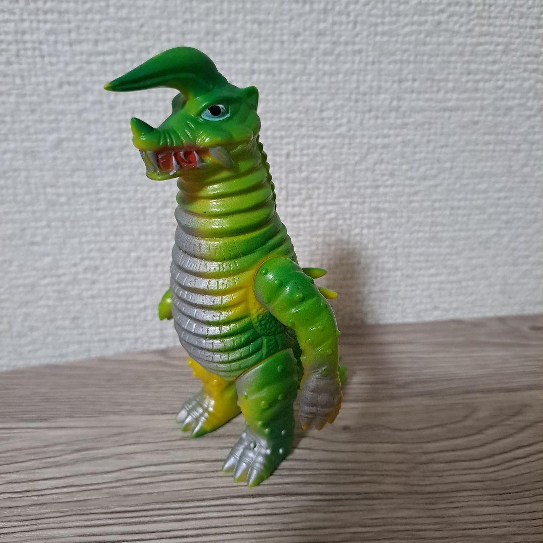 ソフビ ブラックキング ブルマァク ミドルサイズ 帰ってきたウルトラマン