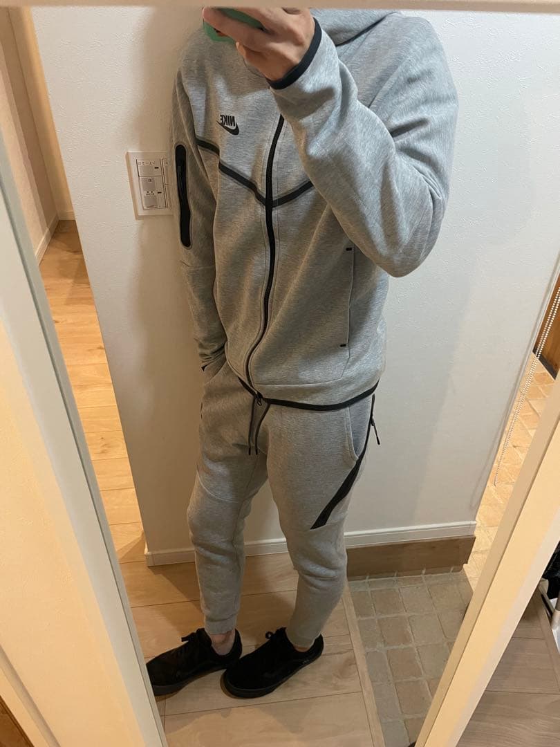 ナイキテックフリース　セットアップ　上下　グレー　サイズS 国内正規品