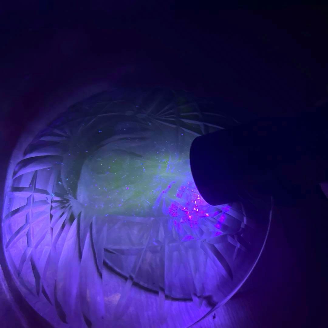 骨董 時代ガラス 希少 カーキ色 シンプルカット 平鉢 中鉢 2客 ウラン