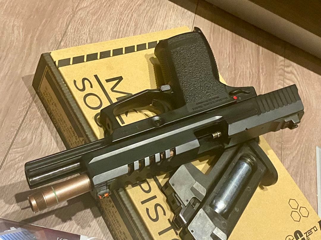 KSC MK23 ガンポートマスター CO2 ガスブローバック 予備マグ付き