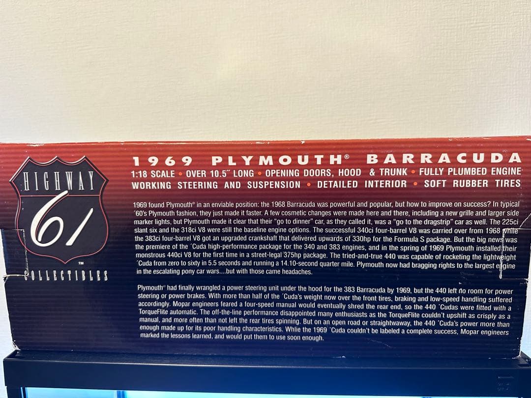 1969 Plymouth Barracuda 1/18シルバー　稀少品