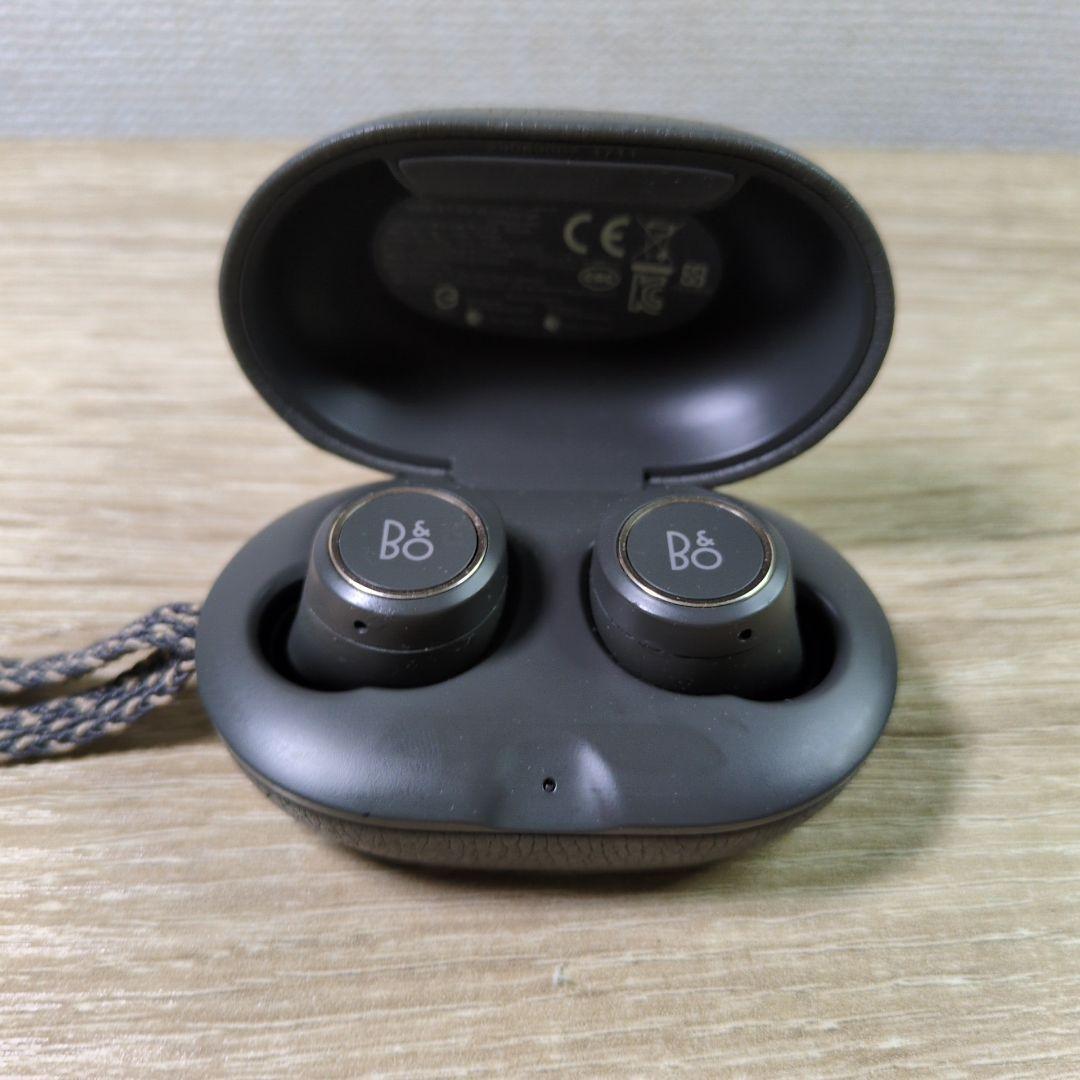 ジャンク】B&O Beoplay E8 完全ワイヤレスイヤホン グレー可動品