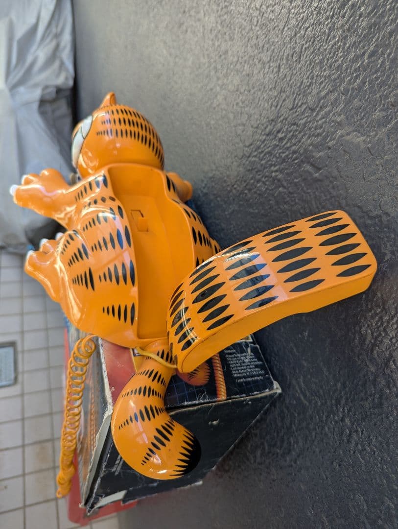 ガーフィルド、超レア壁掛け電話機(ジャンク品)】1981 米国買付け 中古美品