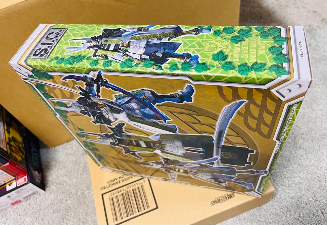 【未使用】バンダイ S.I.C. 鎧武 斬月 ジンバーメロンアームズ【輸送箱付】