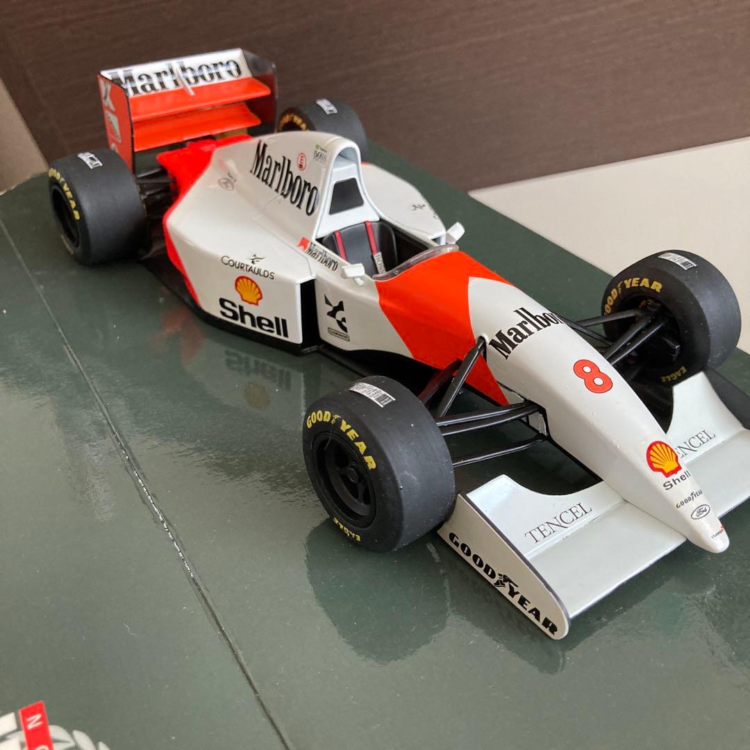 ミニカー McLaren Marlboro MP4/8 FORD HB D7 1/18