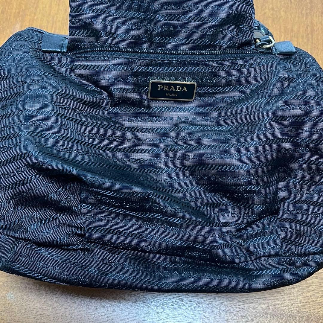 PRADA ブラック ドローストリング バッグ