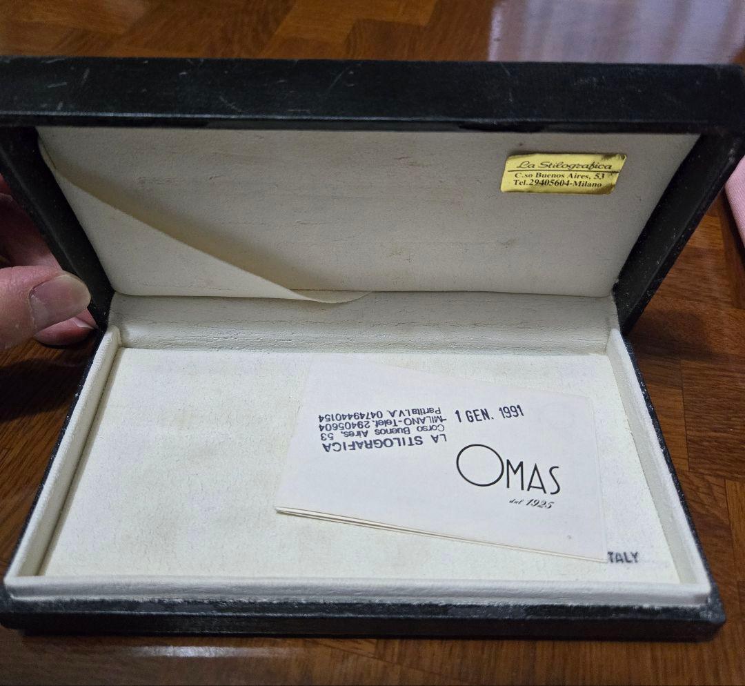 OMASMoMA型万年筆 金色のリング付き