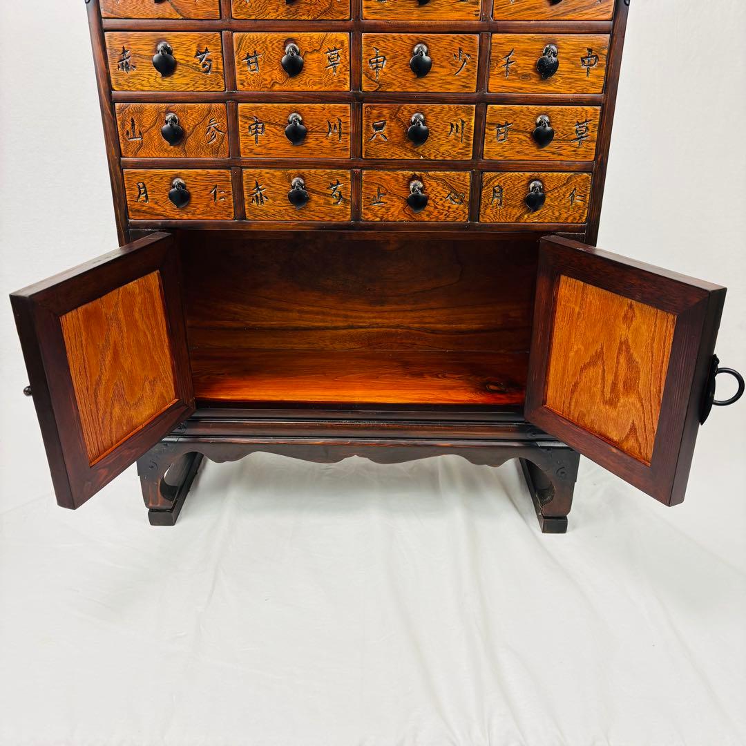 李朝家具 薬箪笥（ヤクジャン）韓国アンティーク小箪笥 ヴィンテージ 戸棚