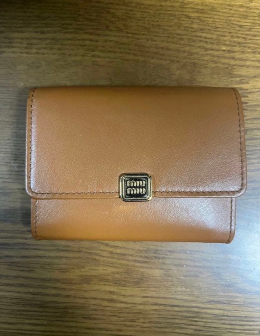 鞠*山様 【極美品】MiuMiuブラウン 財布 （ショッパー カードケース