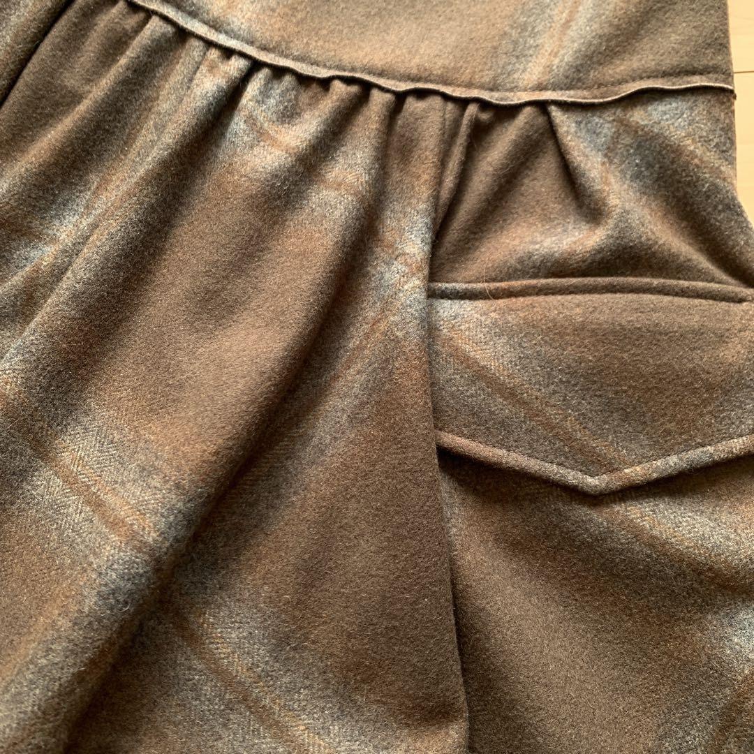 Brunello Cucinelli 厚手 オータムチェックのひざ上フレア