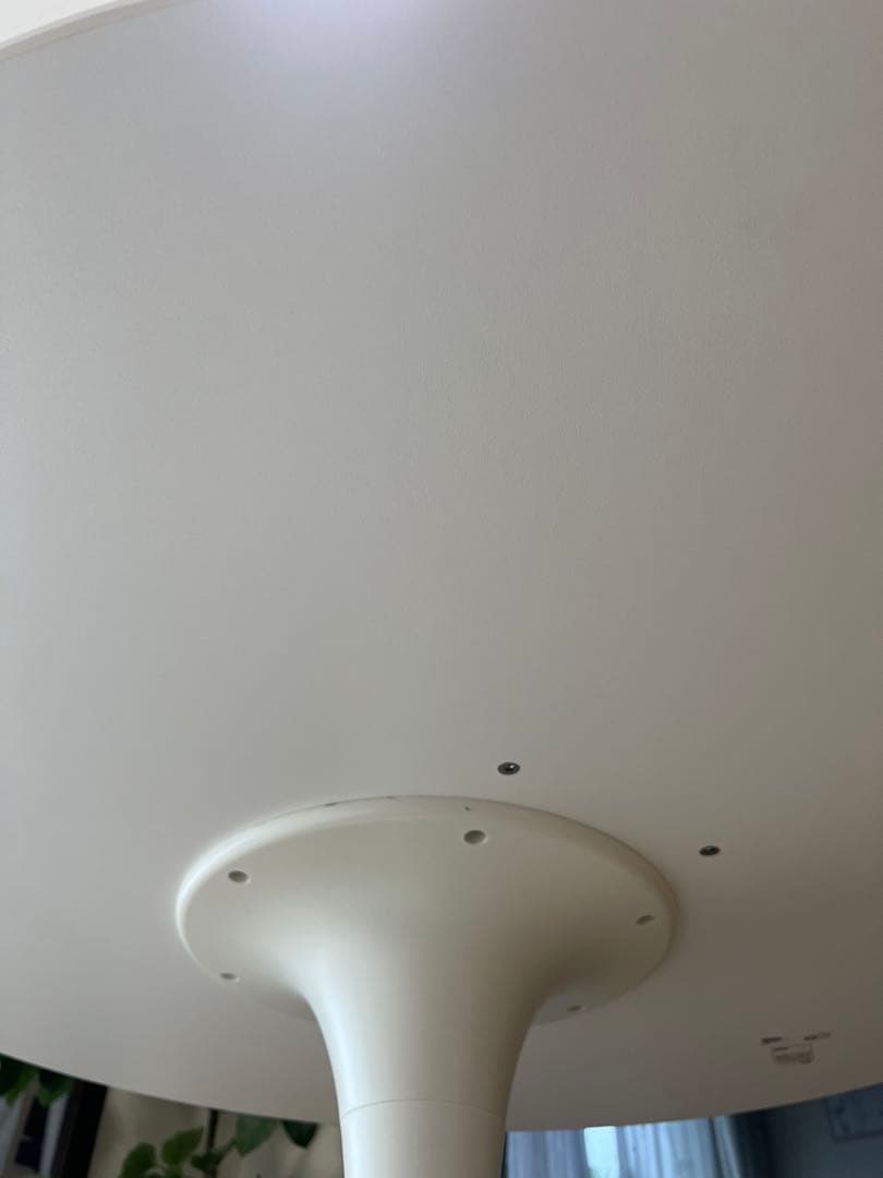 IKEA ドクスタ 丸テーブル 円形