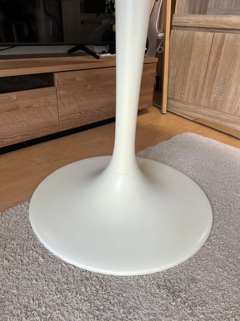 IKEA ドクスタ 丸テーブル 円形