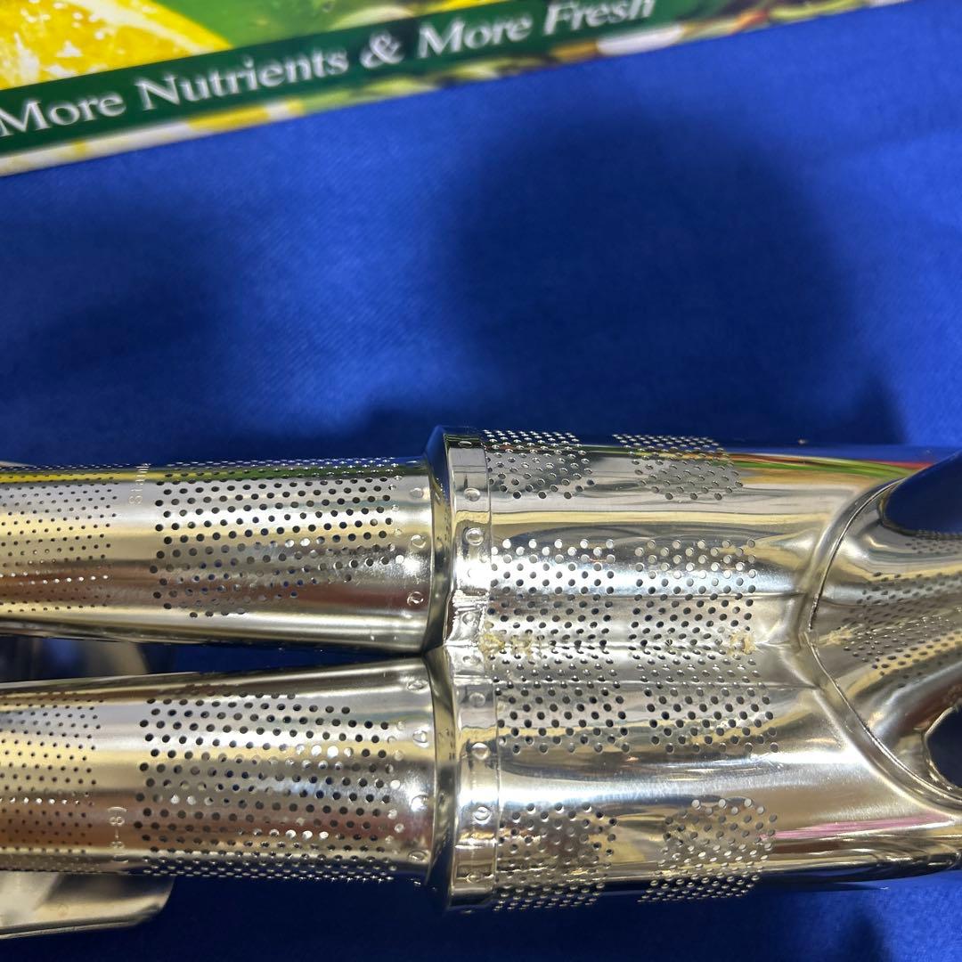 エンジェル　ジューサー ⚫︎追加で果物用ハウジングもお付けします　低速圧縮搾り