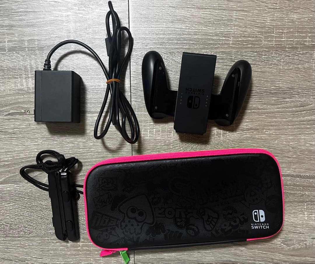 Nintendo Switch 本体+付属品(プロコン,ケース) 箱あり