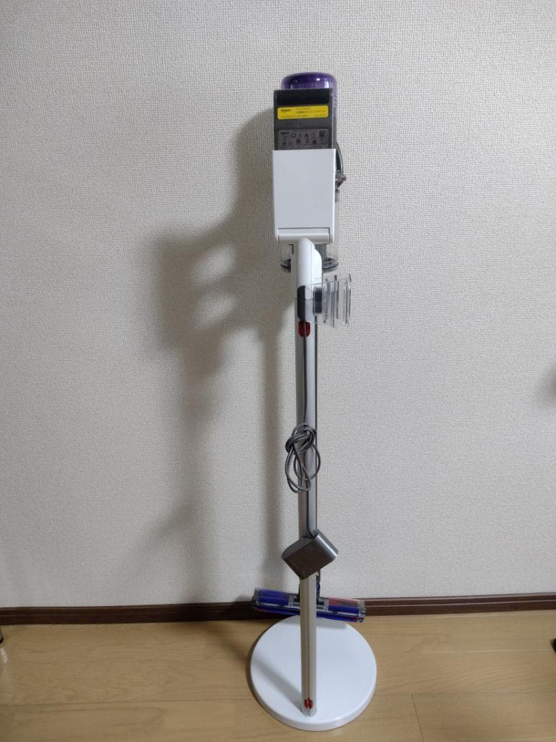 ダイソン☆digital slim☆SV18☆バッテリー新品と同等☆スタンド付2