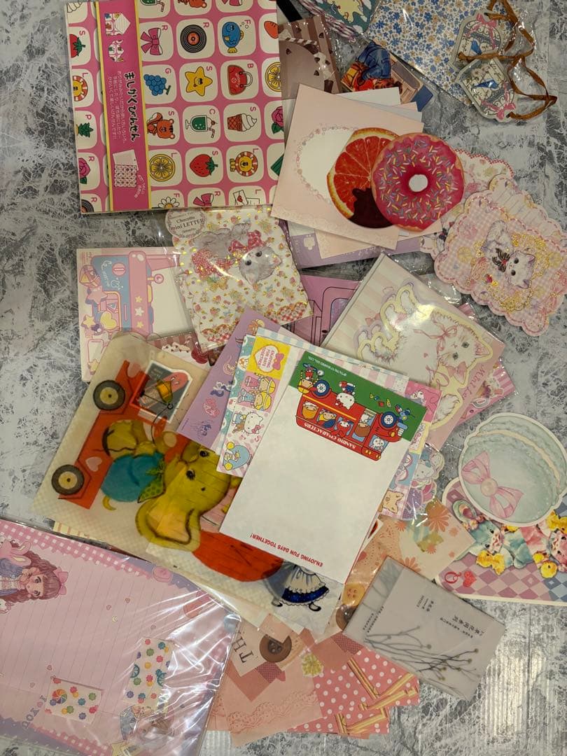 紙ものまとめ売り - メルカリ