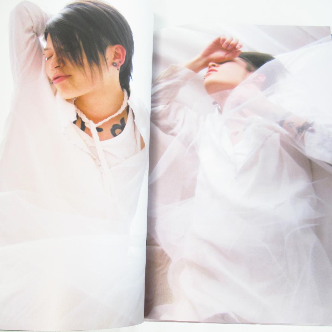 雅 miyavi 写真集 / ジュ・ヴ・スエット・アン・ボン・アニヴェルセール