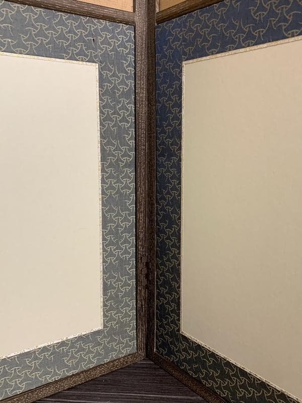 杉材 割菱透し 独楽繋ぎ紋 裏金砂子 松葉紋 女桑縁