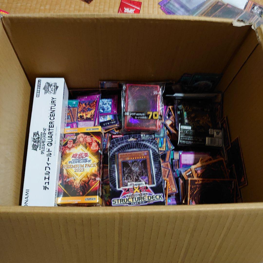 遊戯王大量日版ノーマル&レア3000枚以上未開封BOXあり