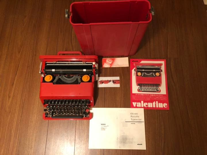 olivetti valentine オリベッティ バレンタイン タイプライタ タイ