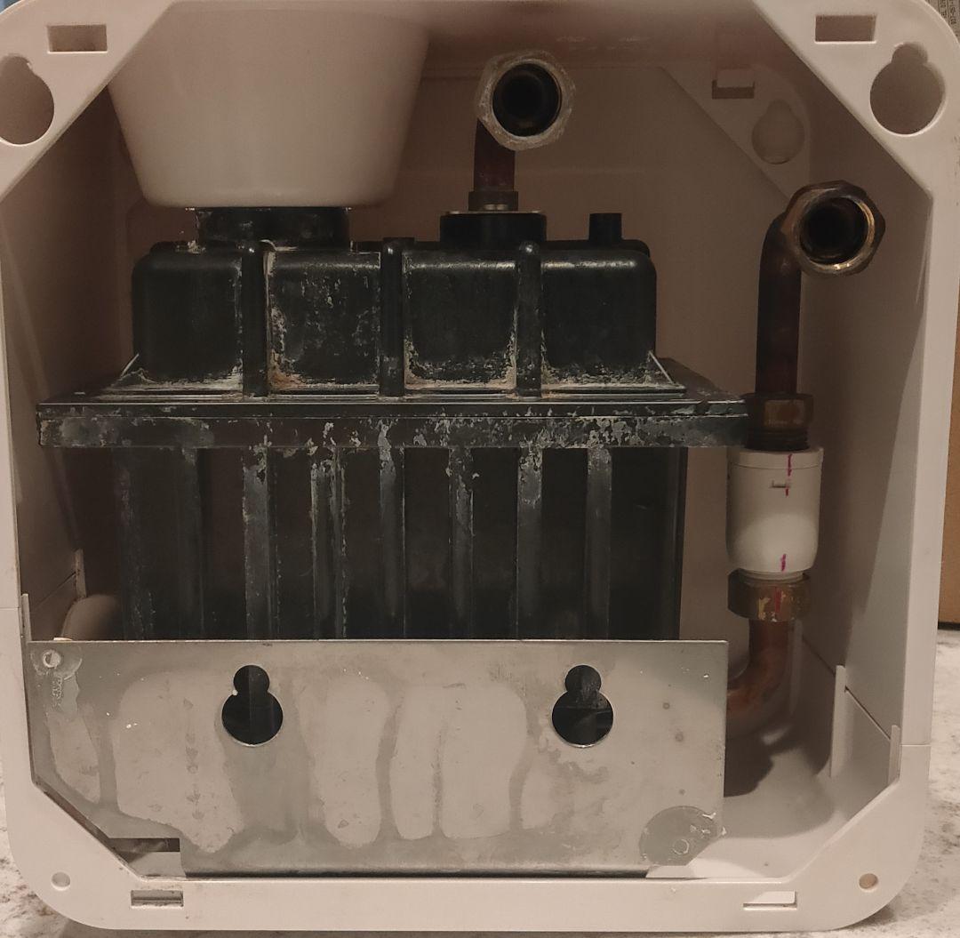 ハウステック クリン軟水器 浴室備付