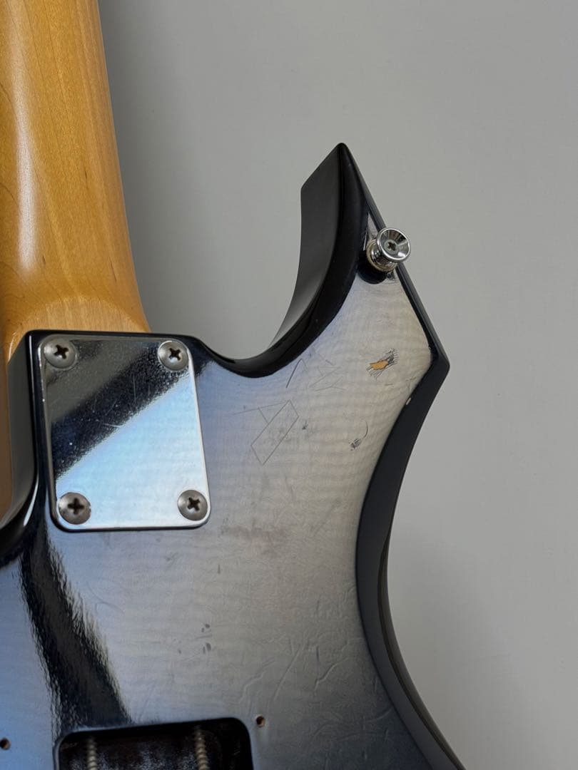 B.C. RICH Warlock エレキギター セミハードケース付き