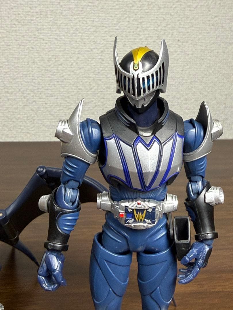 S.H.Figuarts 仮面ライダー ダークウィング