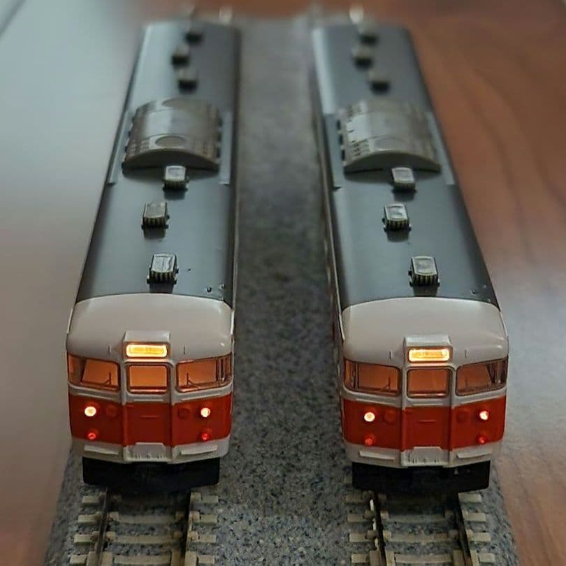 トミックス 国鉄113 2000系近郊電車(関西線快速色)6両セット 92642