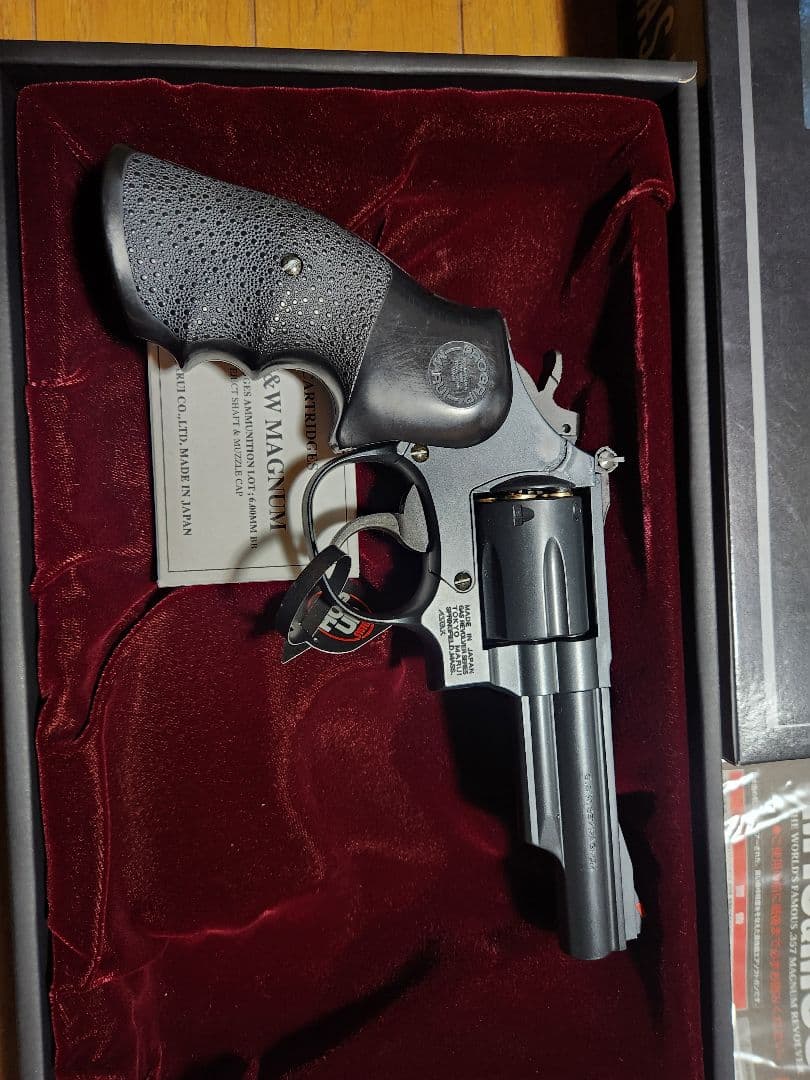 東京マルイ　s&w m19 ガスリボルバー 4inch