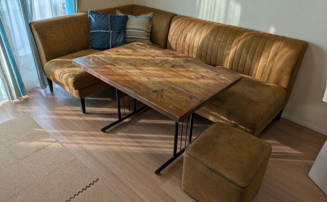 クラッシュゲートダイニングソファ用テーブル