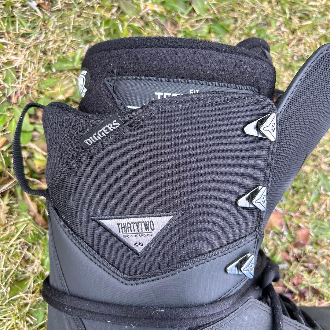 20-21 THIRTYTWO LASHED DIGGERS スノボーブーツ