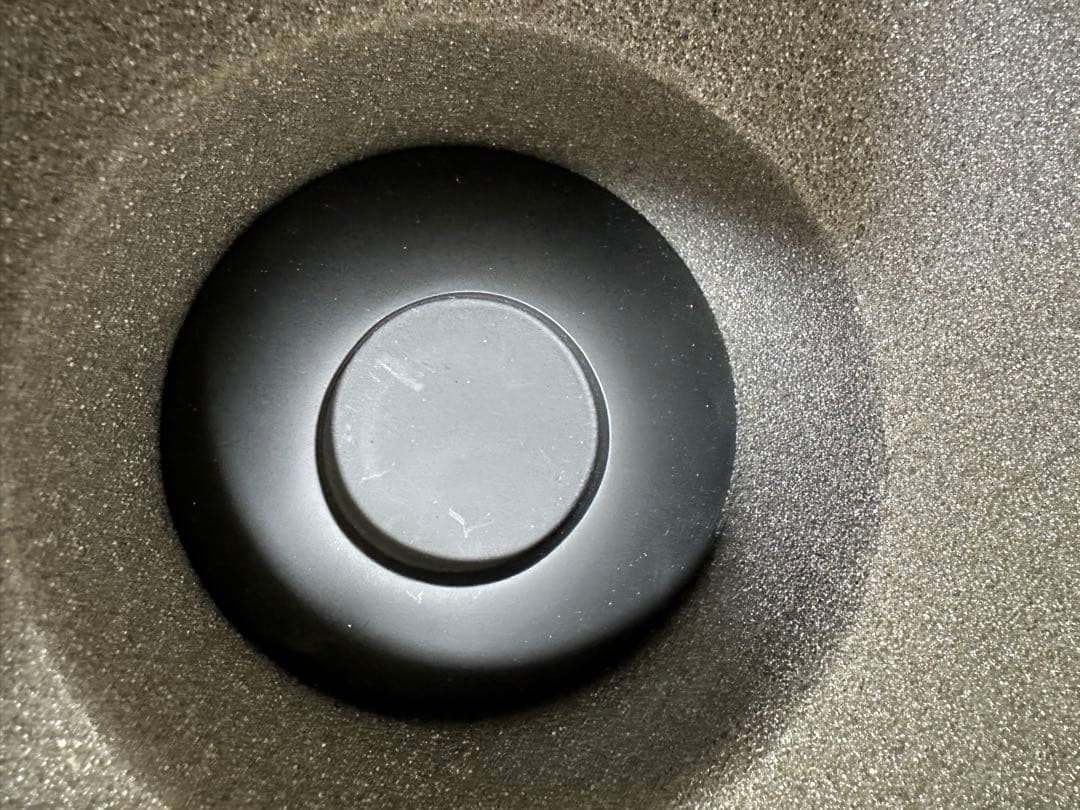 岡本太郎生誕100年特別記念　太陽の塔　1/500スケールポリストーン製彫像