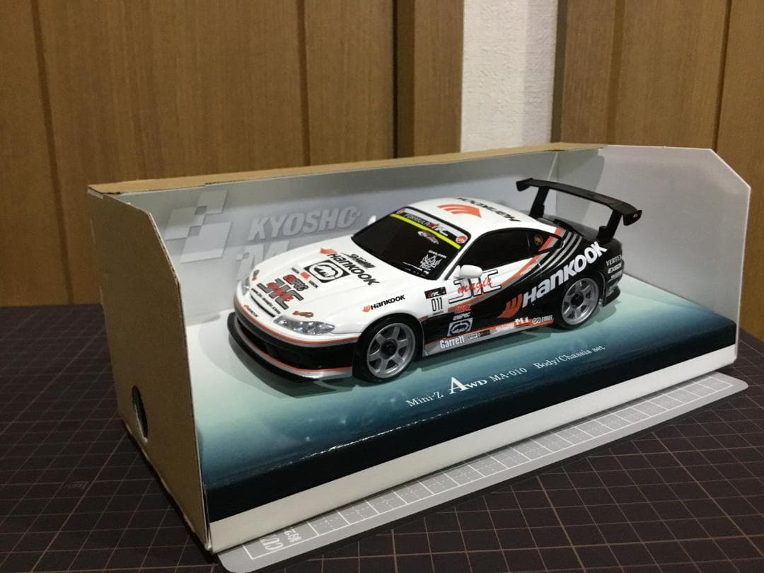 ミニッツ フォーミュラⅮ Silvia S15ボディ・シャシーセット （新品