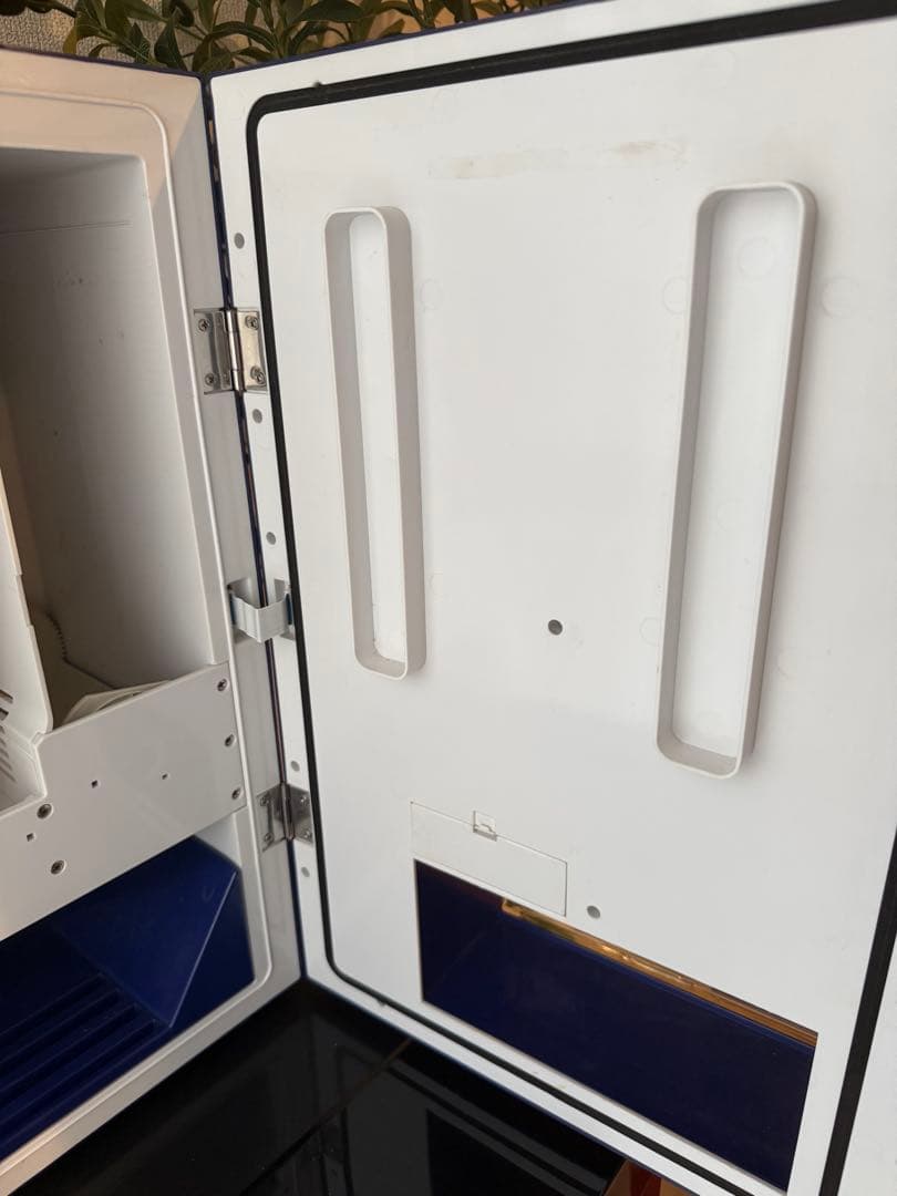 【最終値下げ】マサオコーポレーション 自動販売機保冷庫(青) MSO-016R