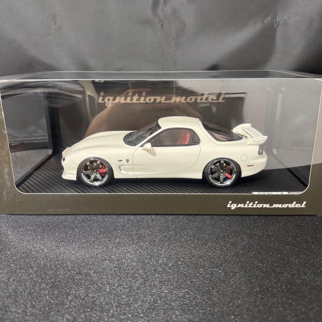 イグニッションモデル1/18 RX7 FD3S White 初期モデル　廃盤レア