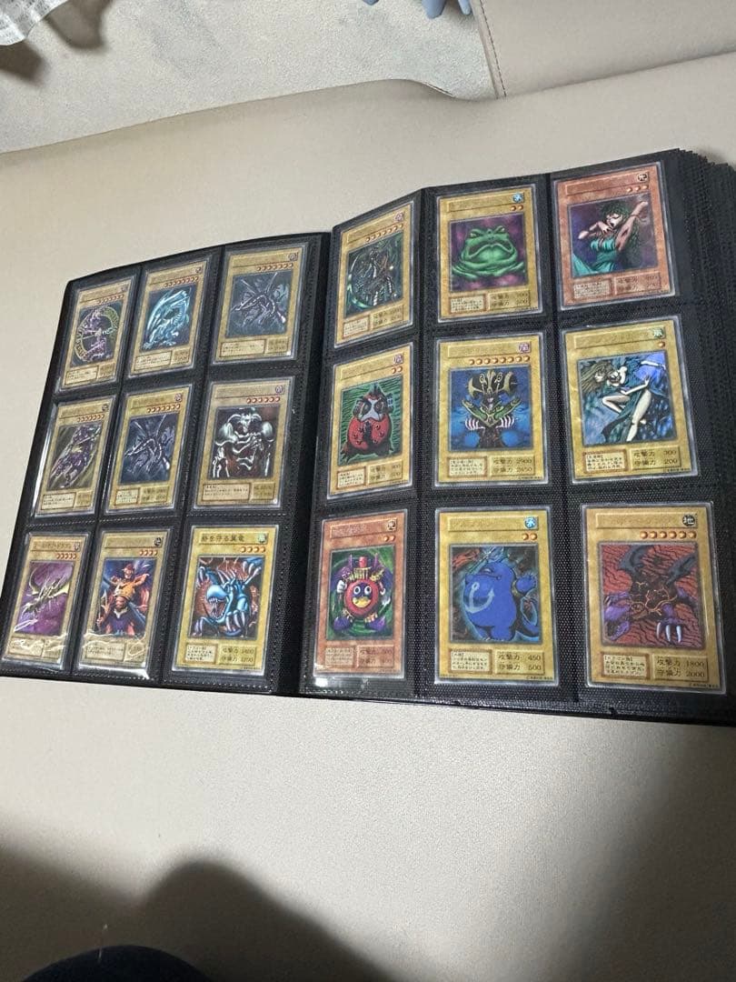 遊戯王まとめ売り　引退品　356枚　バンダイ版フルコンプ　初期　2期　3期