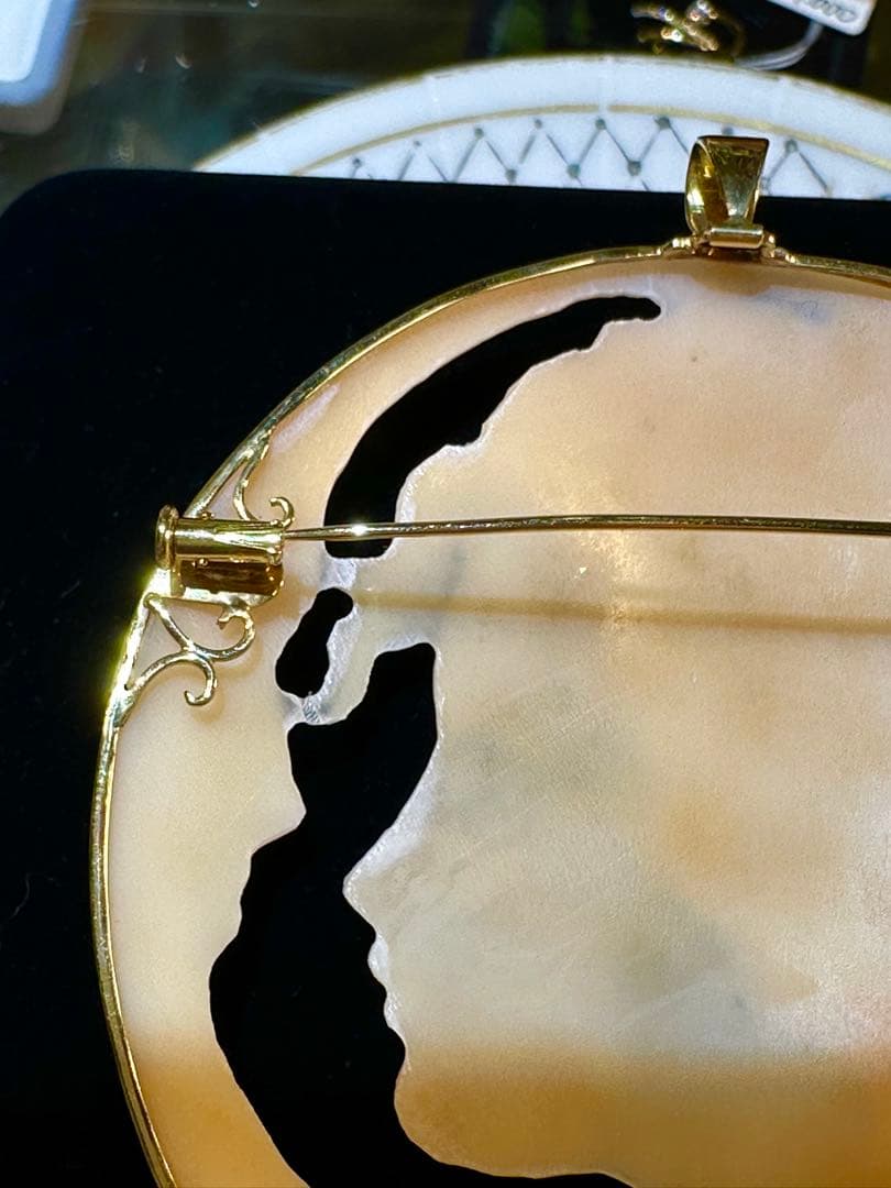 K18 直径7cm月と少女のカメオ ブローチペンダントトップ兼用