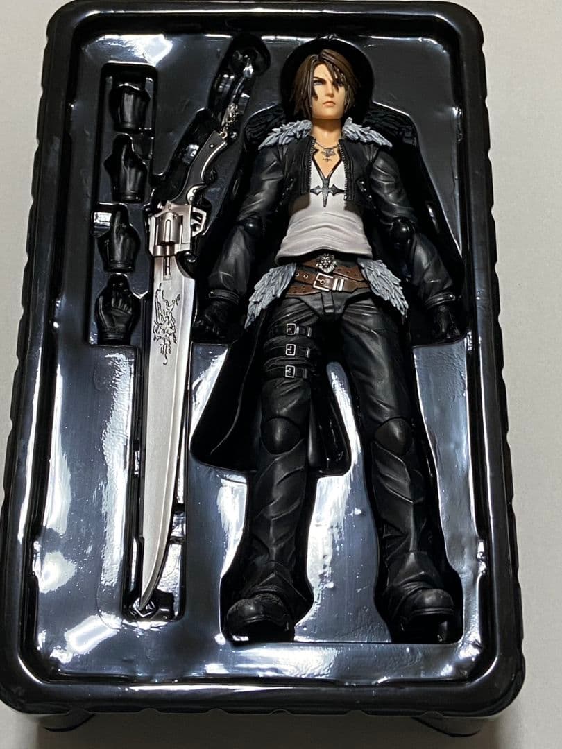 ディシディア　ファイナルファンタジー　スコール　プレイアーツ改　FF8