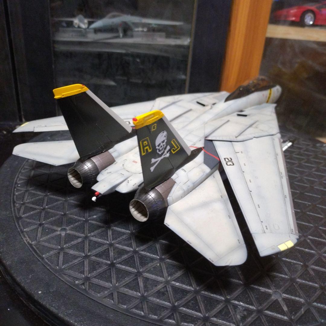 ハセガワ 1/48 F14トムキャット プラモデル塗装済み完成品