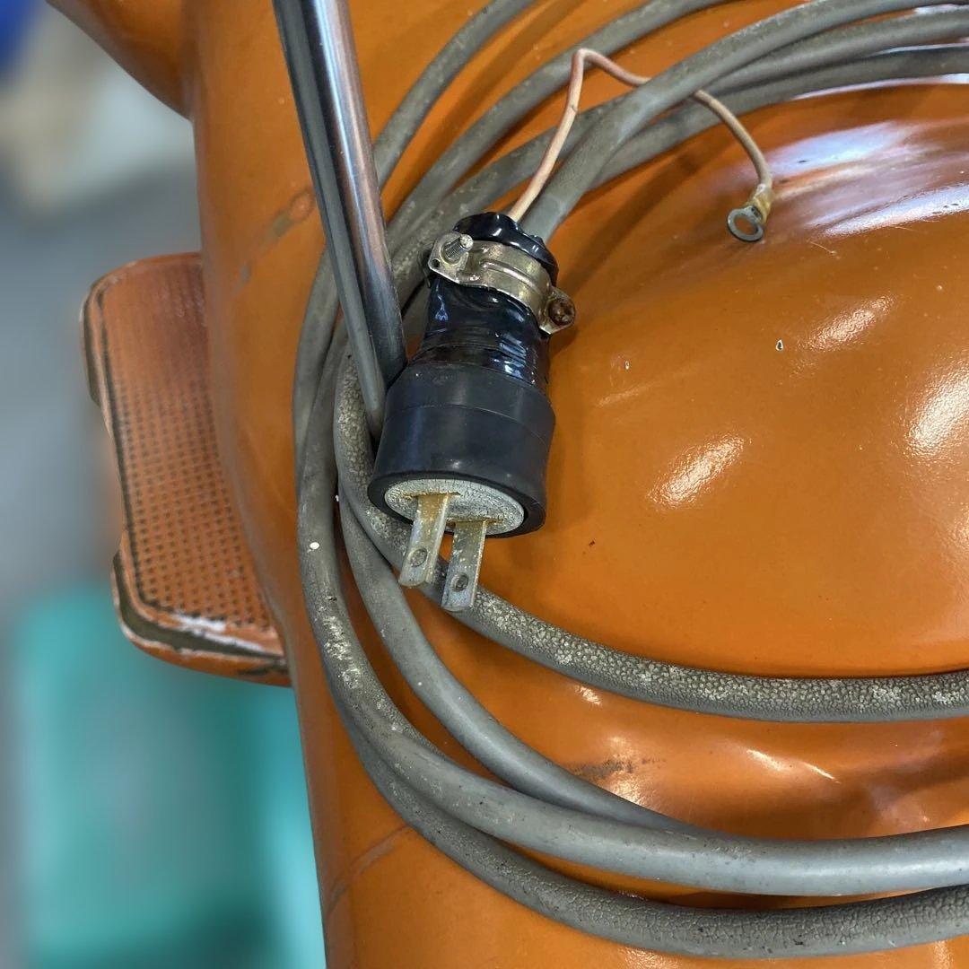 さとちゃんムーバー　サトウ製薬 ゾウ型遊具 オレンジ　動きます！歌います！