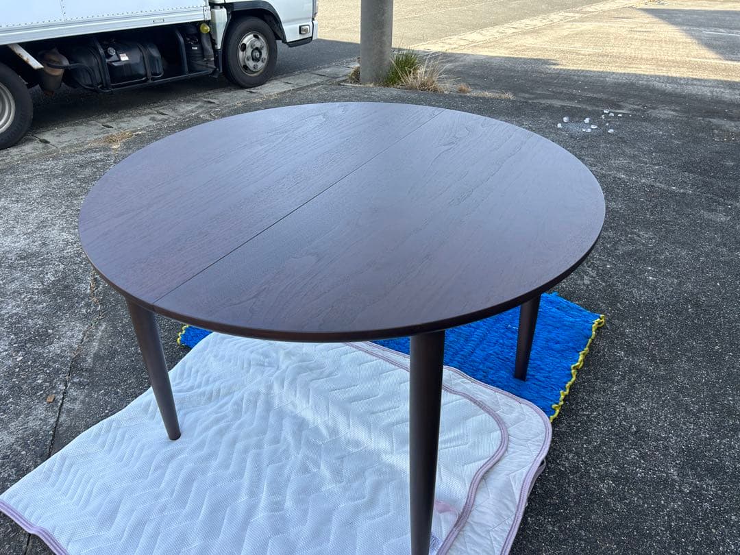 CondeHouse RUNT OM チェア 2023年製　テーブルセット