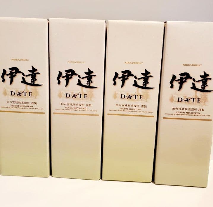 本日最終値下げ【送料無料】伊達 700ml 4本セット箱付き【ニッカ】