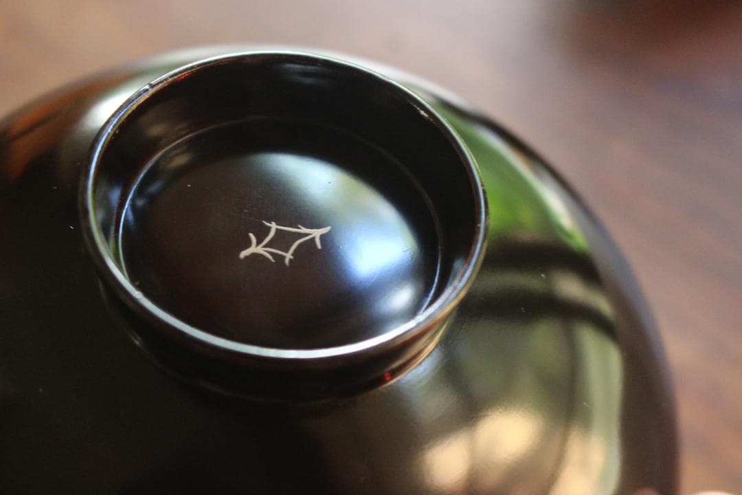 時代逸品！時代金縁黒漆に極上日の出鶴蒔絵の映えるお椀2点（検輪島塗蒔絵椀雑煮椀