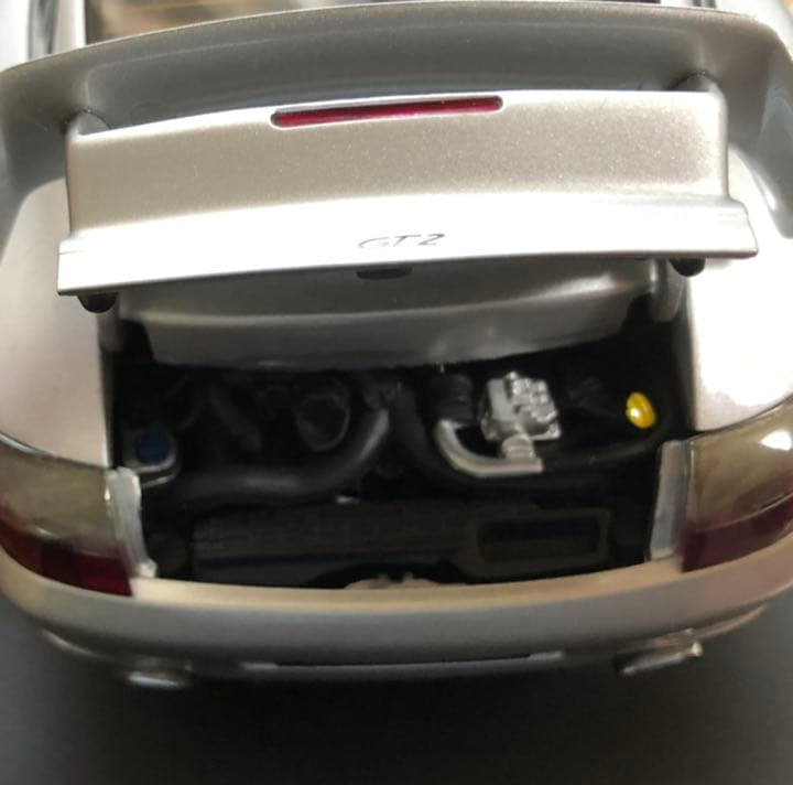 AUTO art オートアート ポルシェ911 GT2 1/18 ミニカー